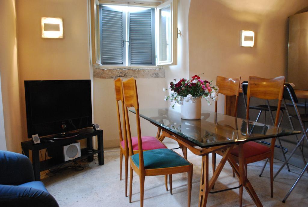 Appartamento Piazza Farnese Roma Ngoại thất bức ảnh